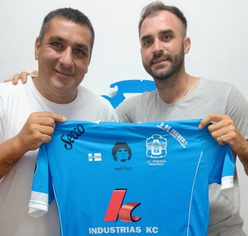 Oscar Altamirano regresa al ftbol
